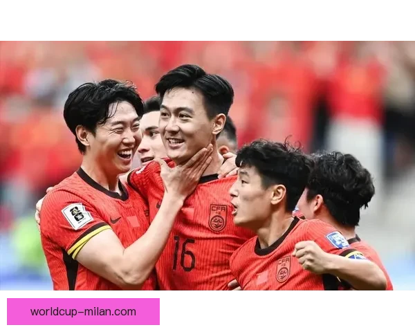 国少助教推搡辱骂16岁留洋新星引众怒球迷呼吁严惩并开除涉事教练