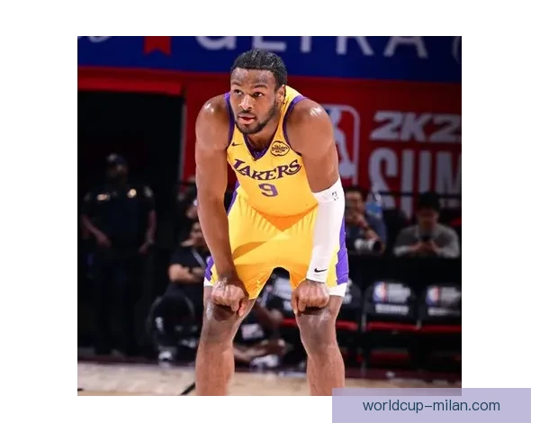 波尔津吉斯因背部痉挛缺席对老鹰比赛 但表示不算严重能应对